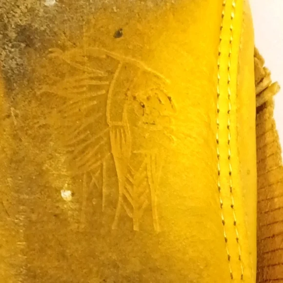 Laurentian Chief Fringed Moose Hide Leather Earthing Moccasins Tan Beaded Size 5 - Picture 10 of 11